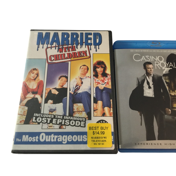 New Married with Children, Vol. 1 - The Most Outrageous Episodes & Casino Royale - Picture 3 of 5